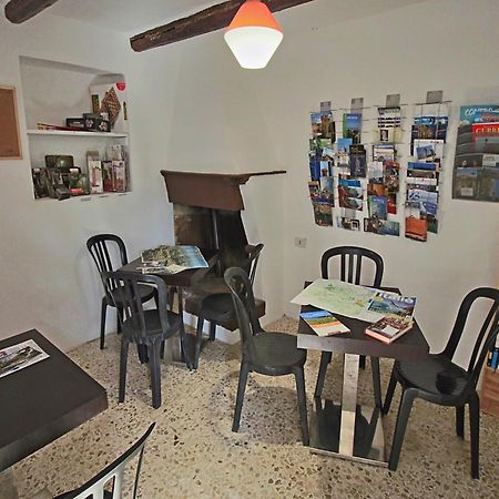 Nice Flat In Arcevia With Swimming Pool Zewnętrze zdjęcie