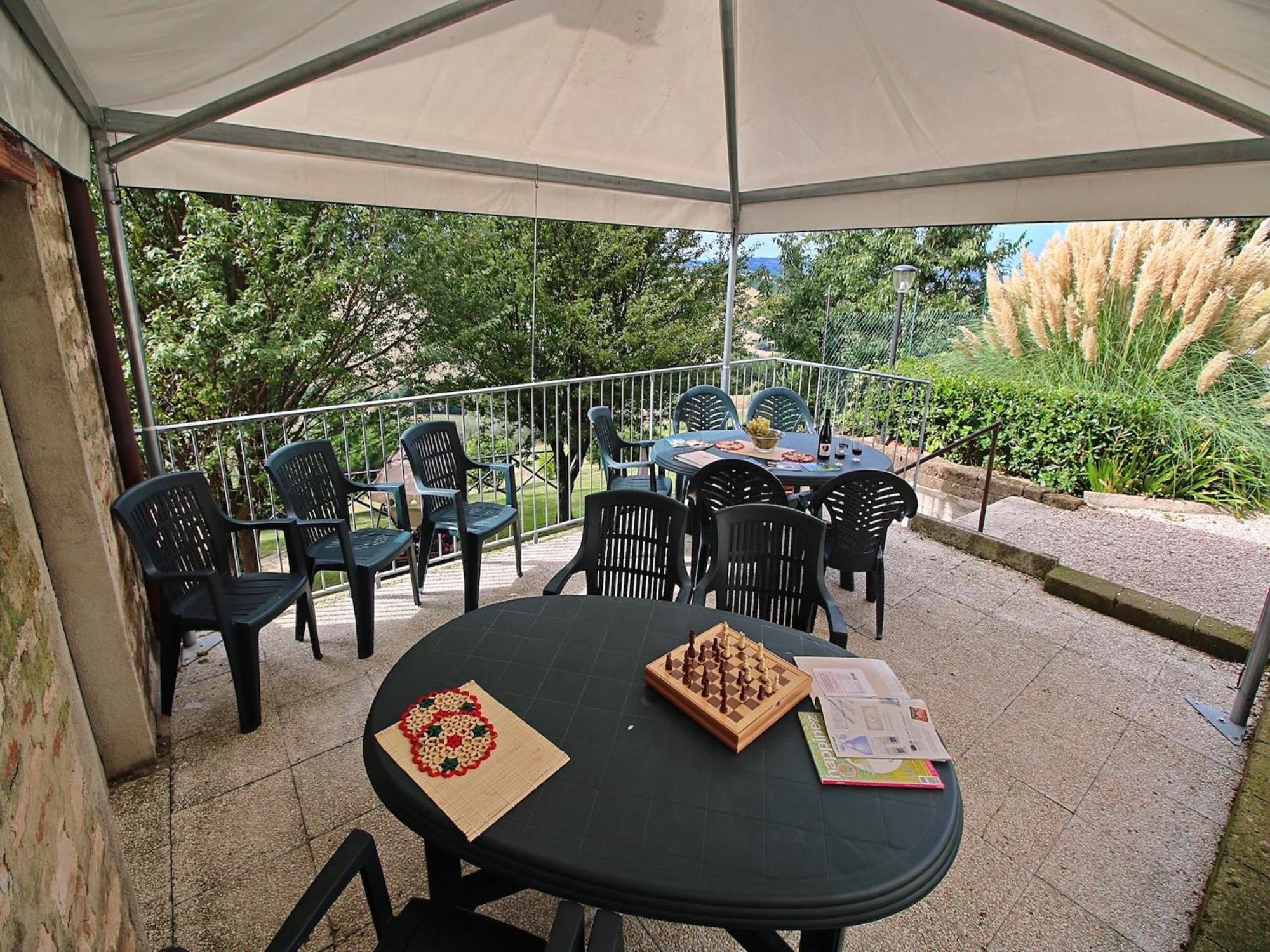 Nice Flat In Arcevia With Swimming Pool Zewnętrze zdjęcie