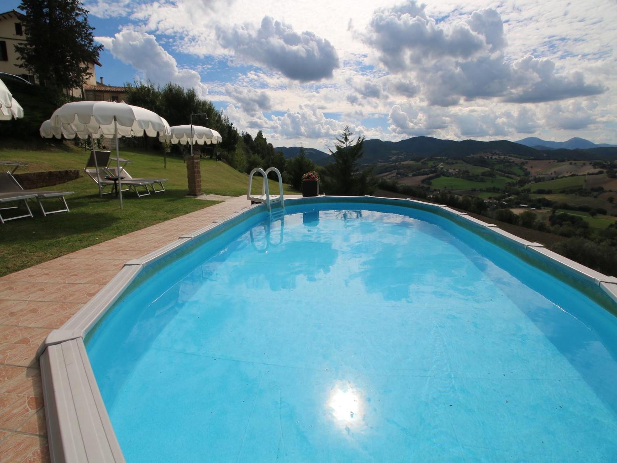 Nice Flat In Arcevia With Swimming Pool Zewnętrze zdjęcie