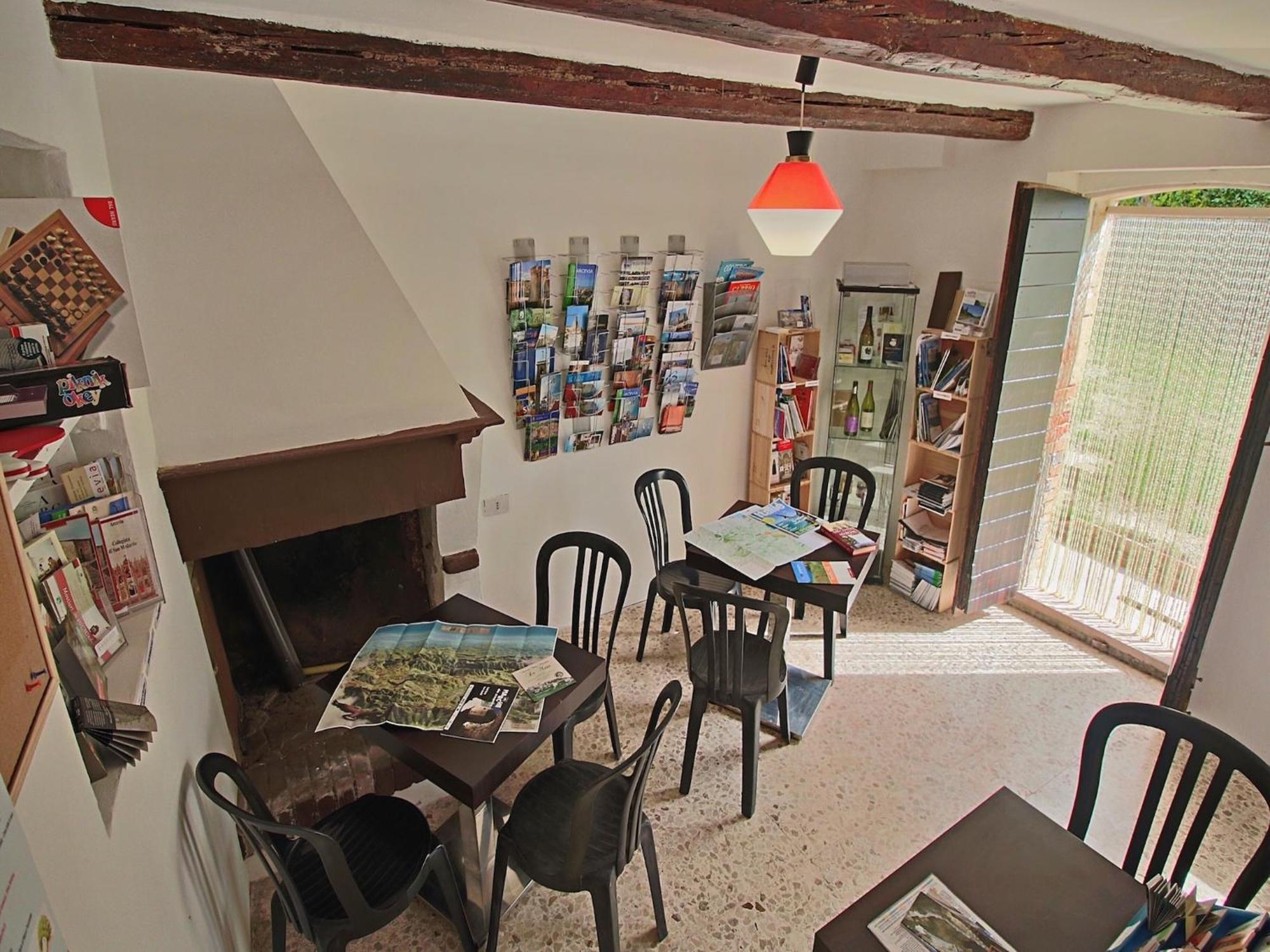 Nice Flat In Arcevia With Swimming Pool Zewnętrze zdjęcie