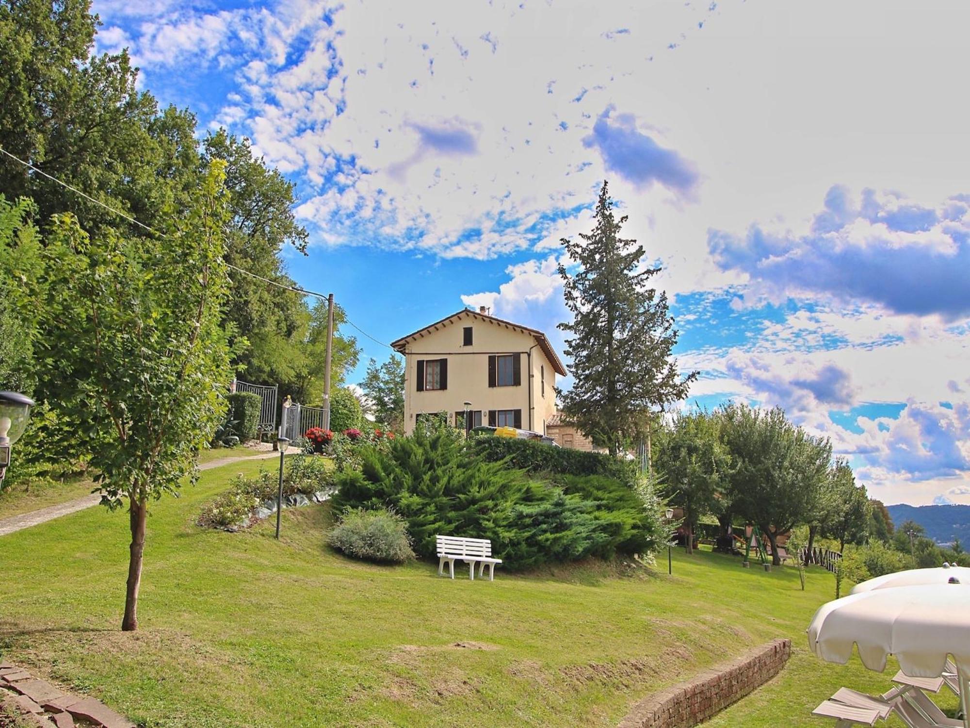 Nice Flat In Arcevia With Swimming Pool Zewnętrze zdjęcie